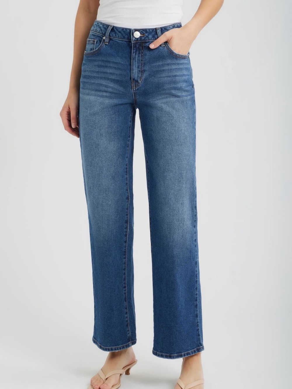 1822 Denim High-Rise Straight Leg Jeans - Medium Blue Wash - Size: 4/27